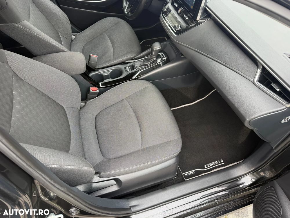 Toyota Corolla 1.8 HSD Dynamic - 12