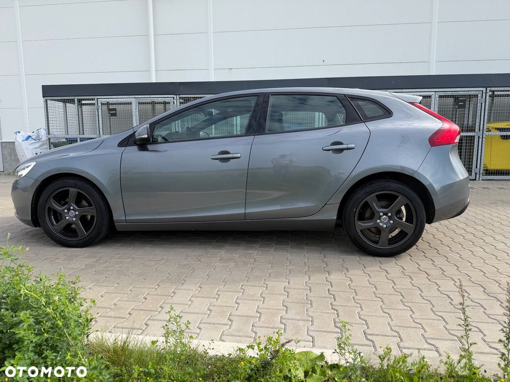 Volvo V40 D2 Kinetic - 10