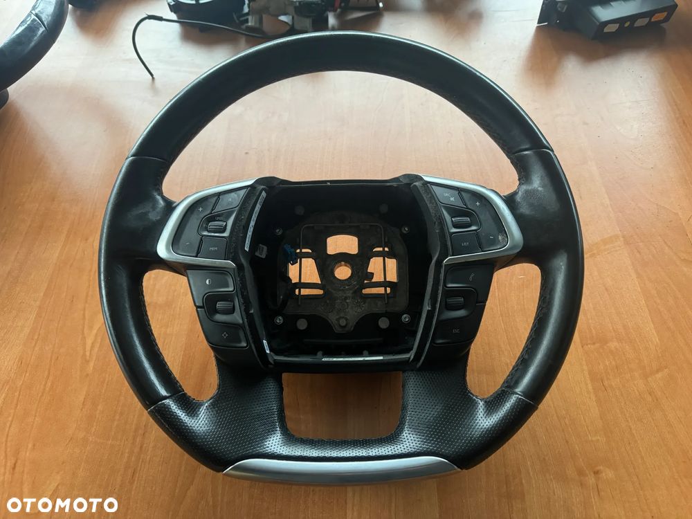 KIEROWNICA SKÓRA MULTIFUNKCJA CITROEN C4 II B7 - 1