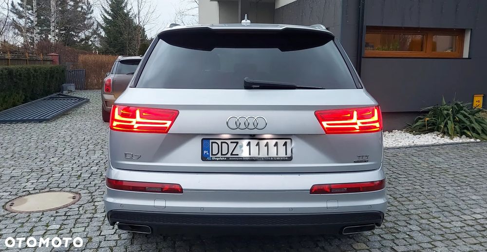 Audi Q7 - 3