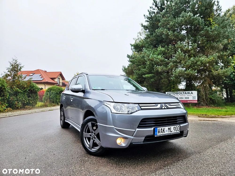 Mitsubishi Outlander 2.0 2WD Diamant Edition - 2