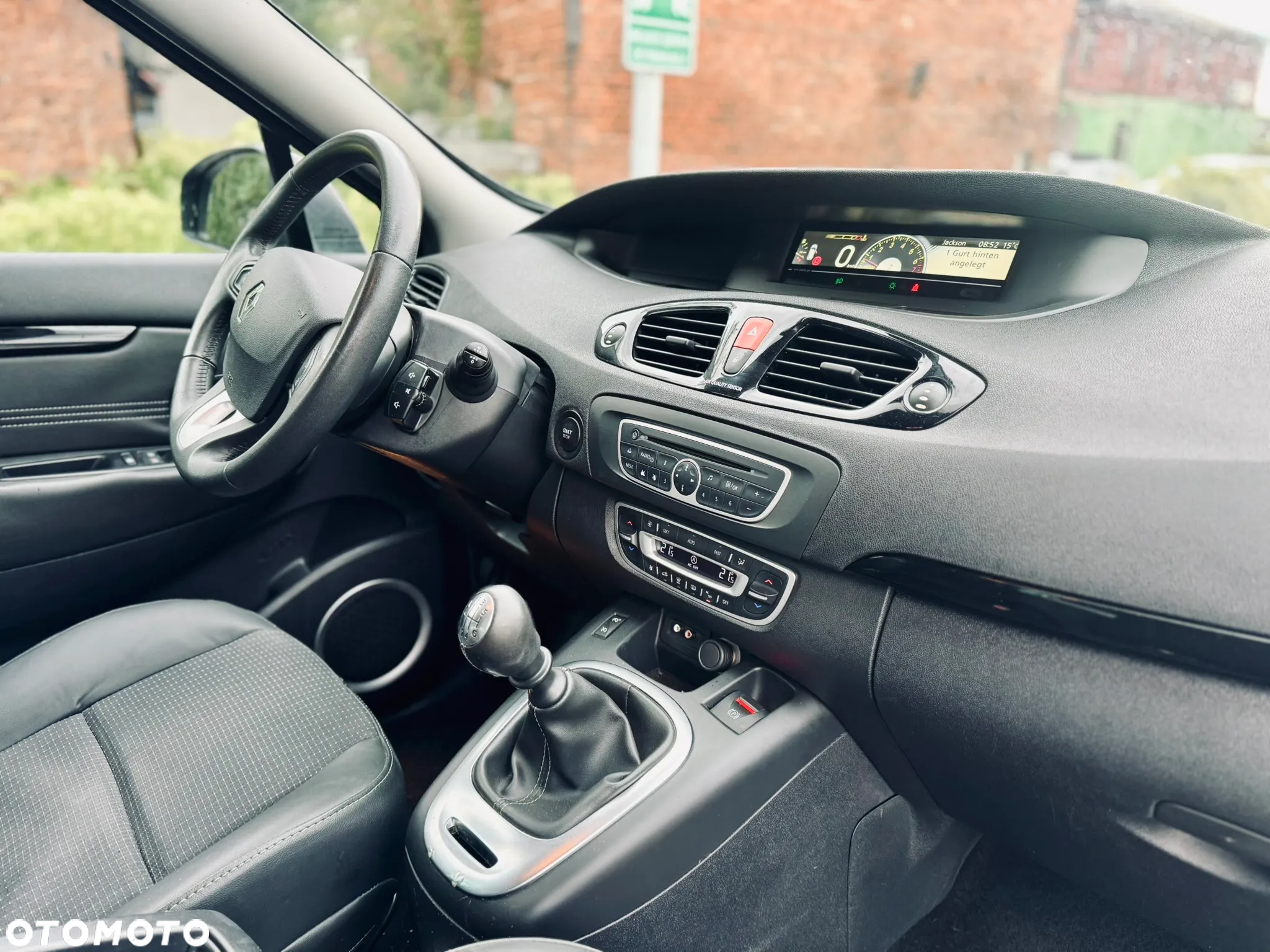Renault Scenic 1.4 16V TCE Expression - 8