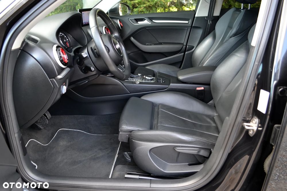 Audi A3 Sportback - 10