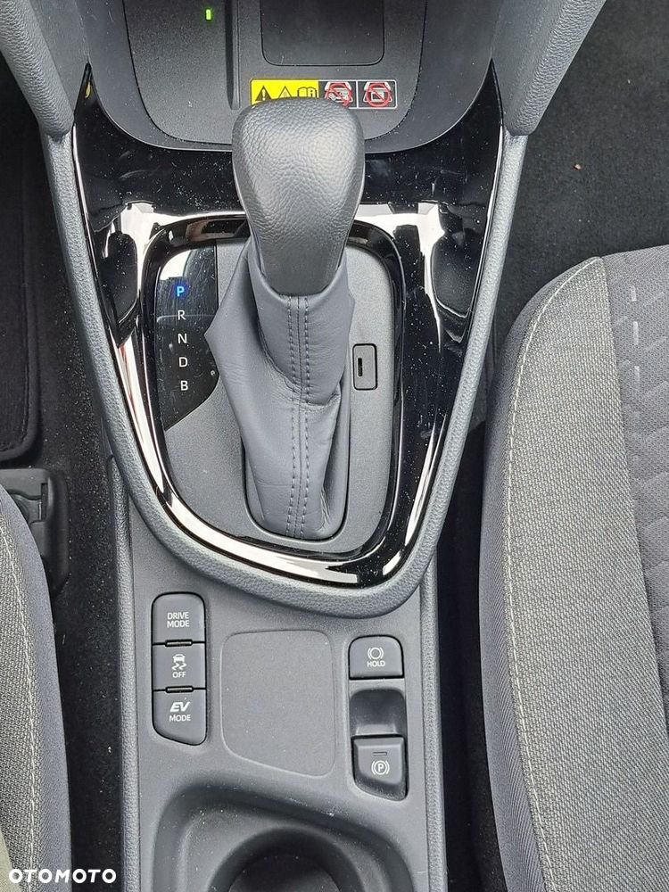 Toyota Yaris Cross Hybrid 1.5 Style - 16