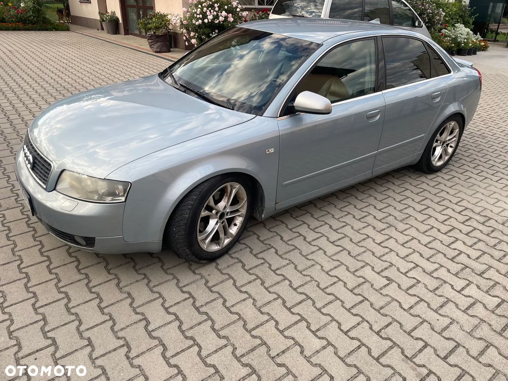 Audi A4 Limousine 1.8T Quattro - 3