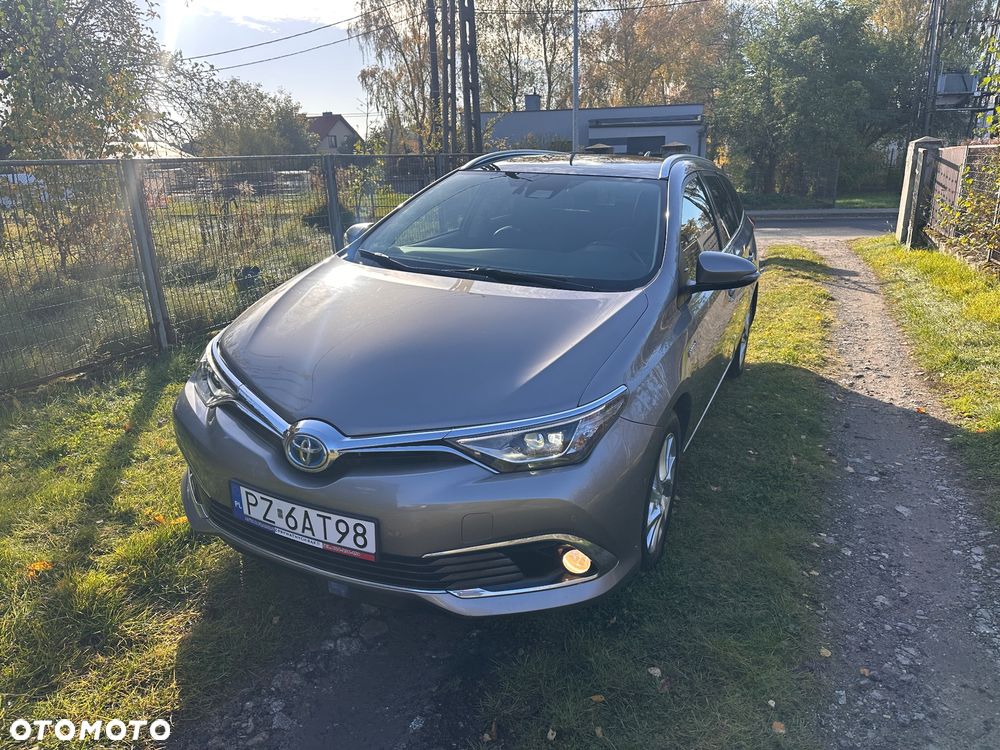 Toyota Auris 2015 photo 2