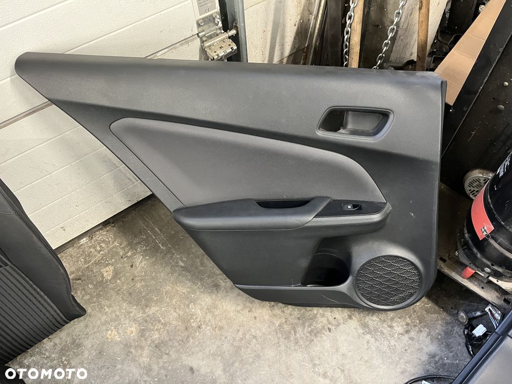 Fotele komplet wnętrze Toyota Prius IV - 7