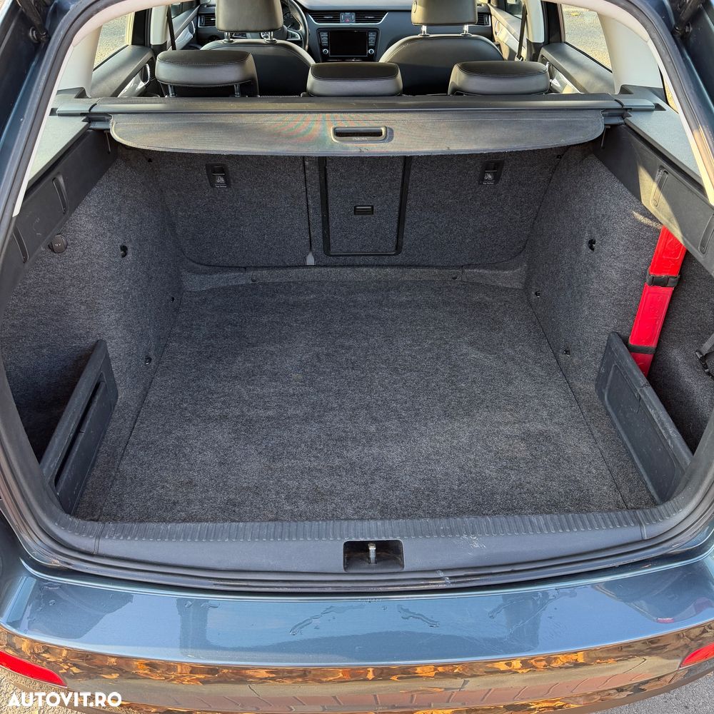 Skoda Octavia 1.6 TDI GREENLINE - 13