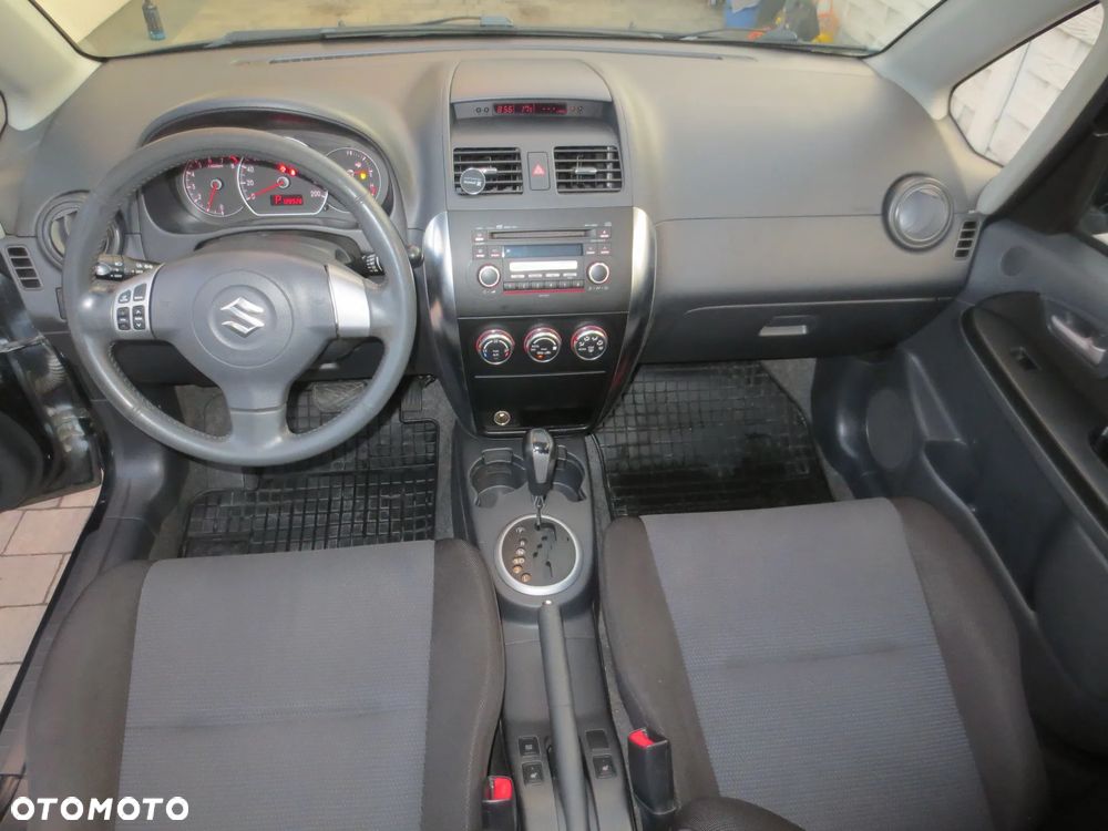 Suzuki SX4 - 5