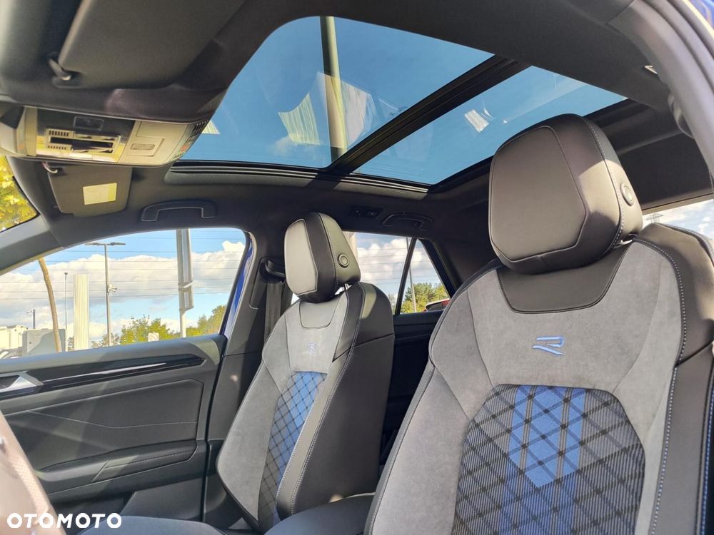 Volkswagen T-Roc - 16