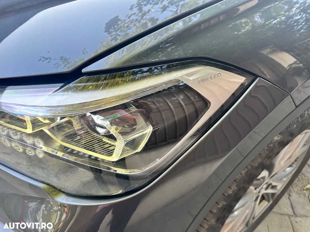 BMW X1 xDrive20d AT - 12