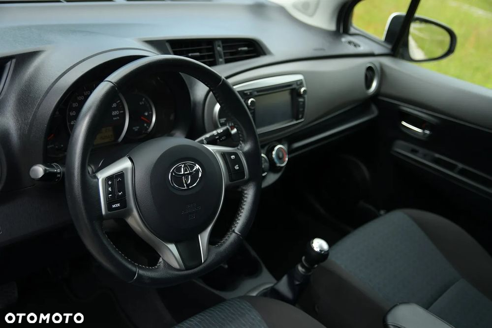 Toyota Yaris - 27