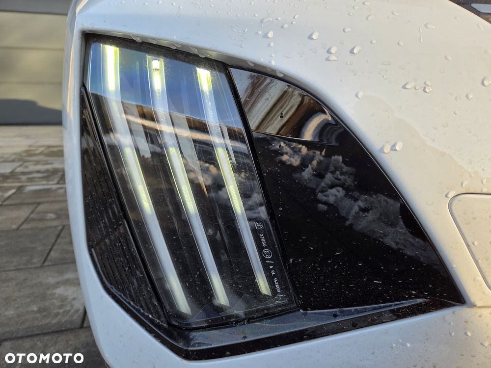 Peugeot 2008 1.2 Pure Tech GPF Allure S&S EAT6 - 38