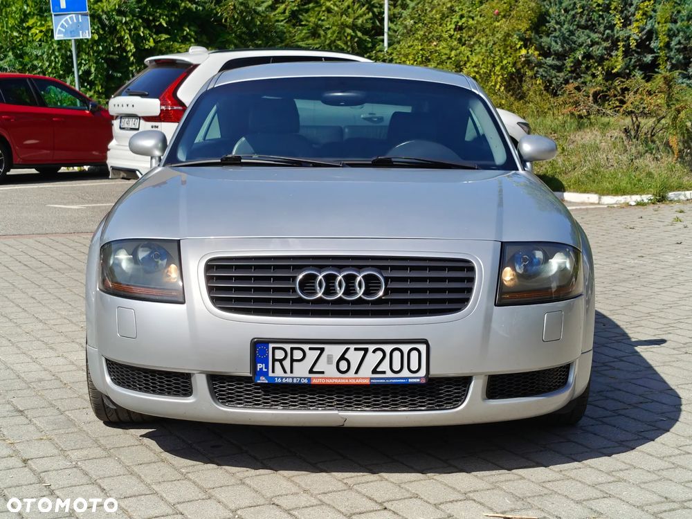 Audi TT Coupé 1.8 T quattro - 4