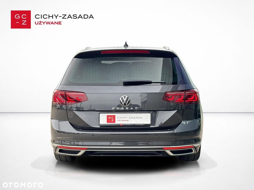 Volkswagen Passat Variant 1.5 TSI EVO Elegance DSG - 6