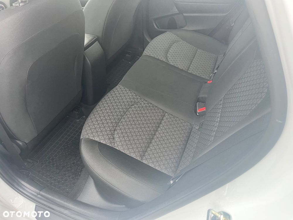 Kia Ceed 1.0 T-GDI M - 10