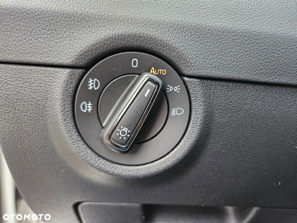 Skoda Octavia 1.6 TDI SCR Ambition - 32