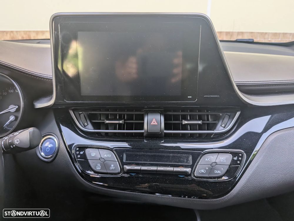 Toyota C-HR 1.8 HSD Exclusive+P.Luxury - 13