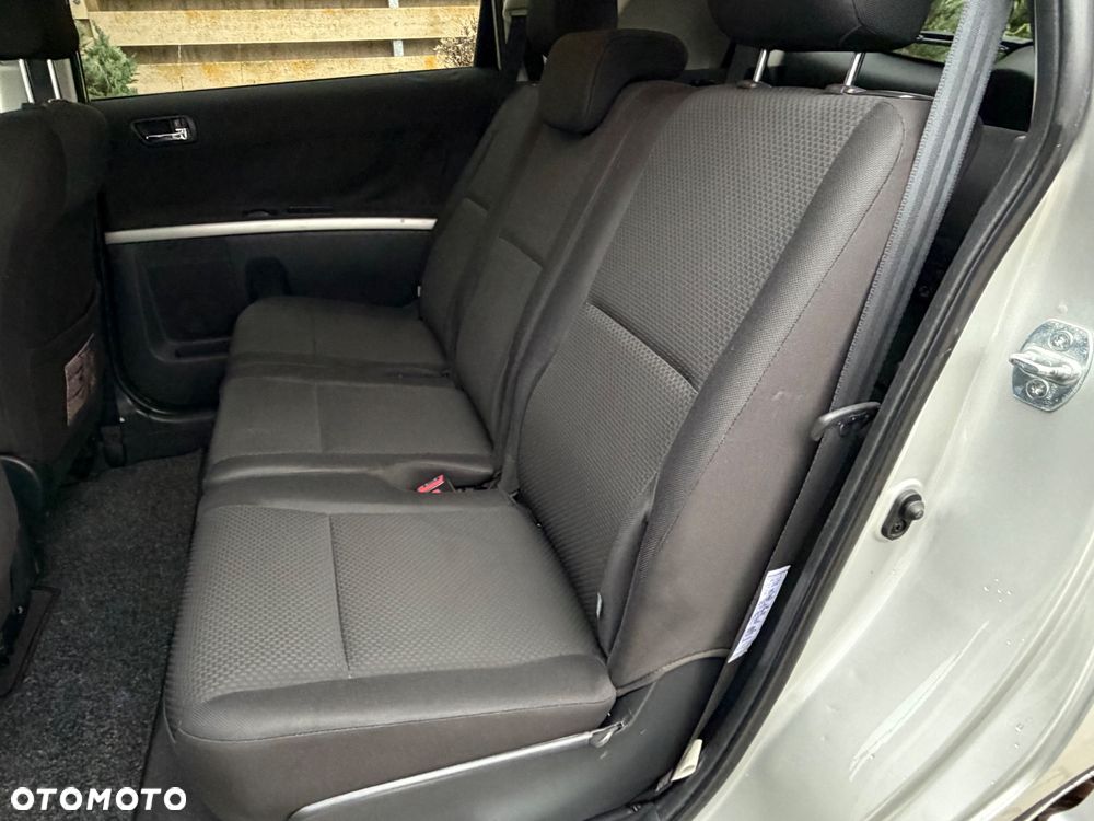 Toyota Corolla Verso 1.8 Team - 31