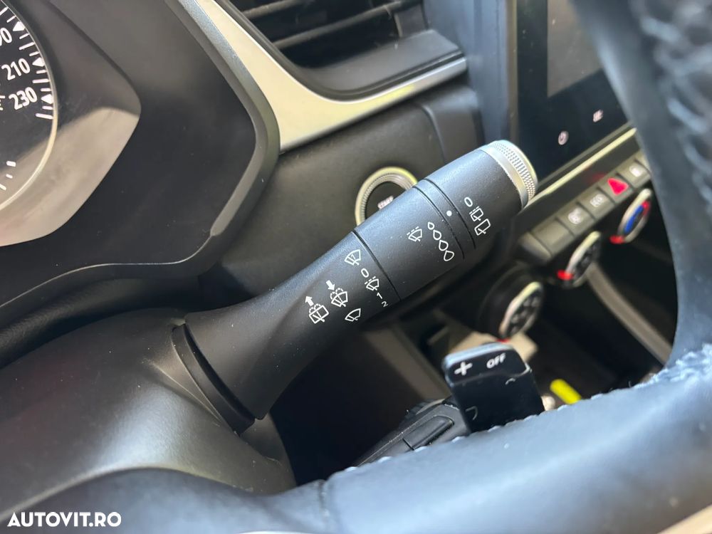 Renault Captur TCe Mild Hybrid 140 EDC GPF TECHNO - 15