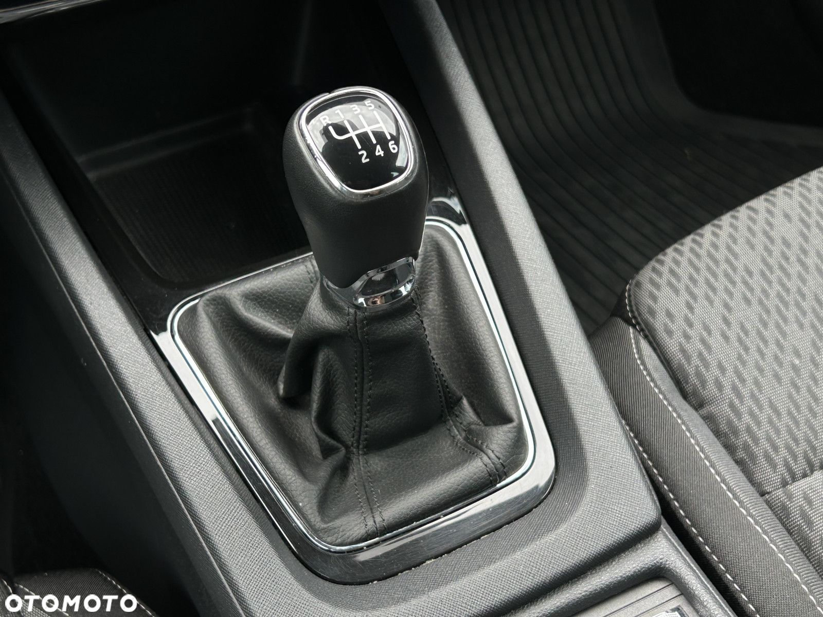 Skoda Octavia 1.5 TSI ACT Style - 24