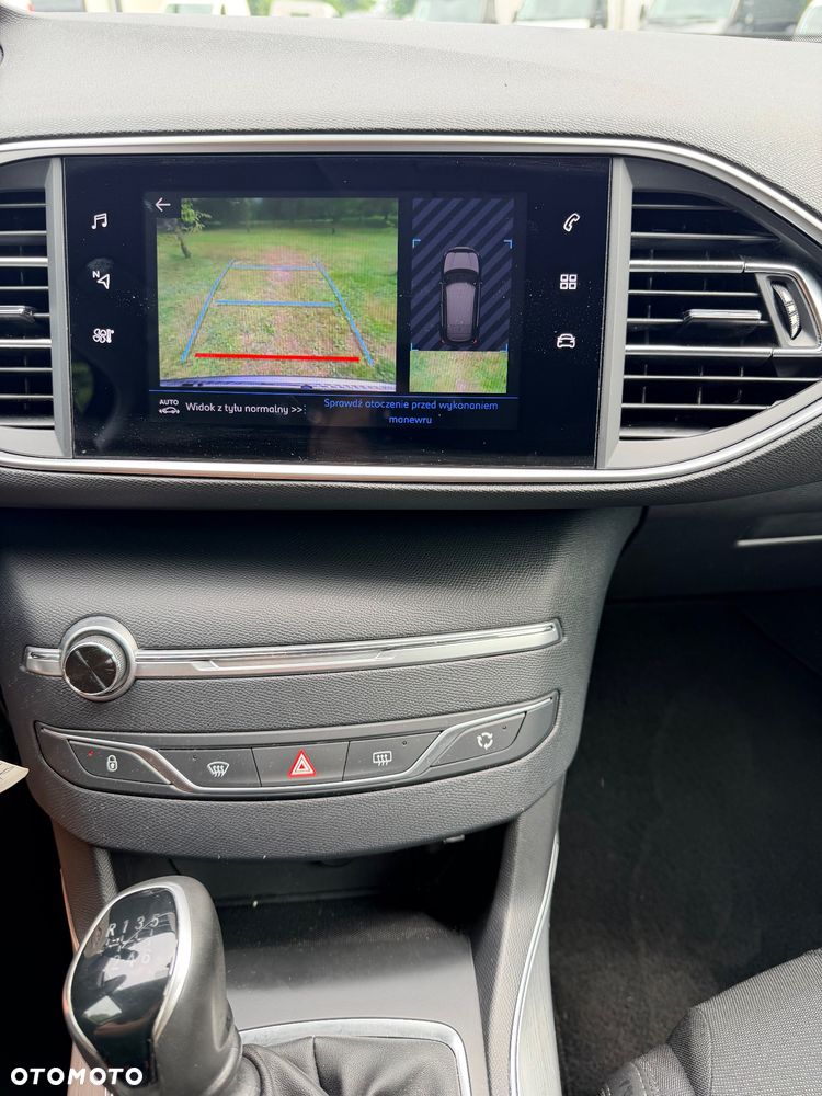 Peugeot 308 PureTech 130 Allure - 22