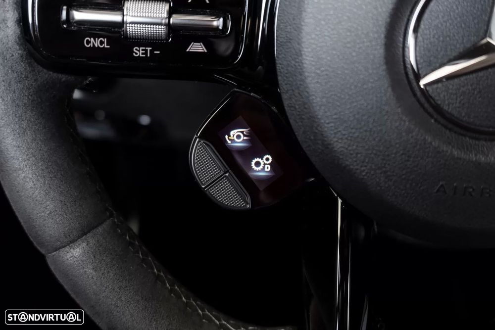 Mercedes-Benz AMG GT R - 11