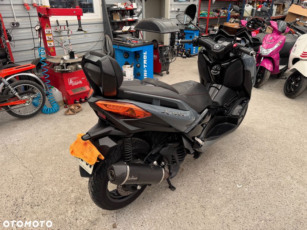 Yamaha X-max - 7
