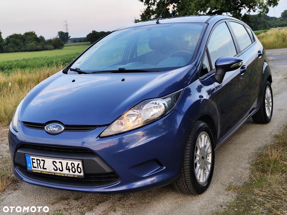 Ford Fiesta 1.25 Champions Edition - 32