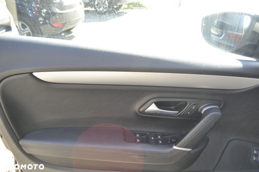 Volkswagen Passat CC - 9