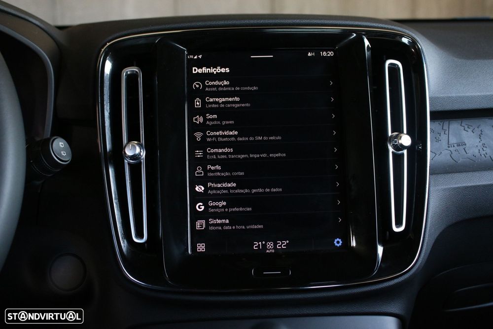 Volvo XC 40 Recharge Core - 28