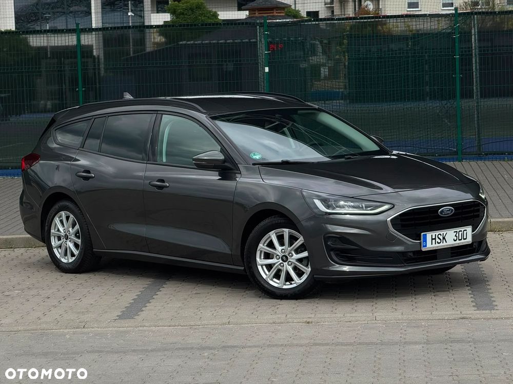 Ford Focus SW 1.0 EcoBoost Hybrid TITANIUM X - 3