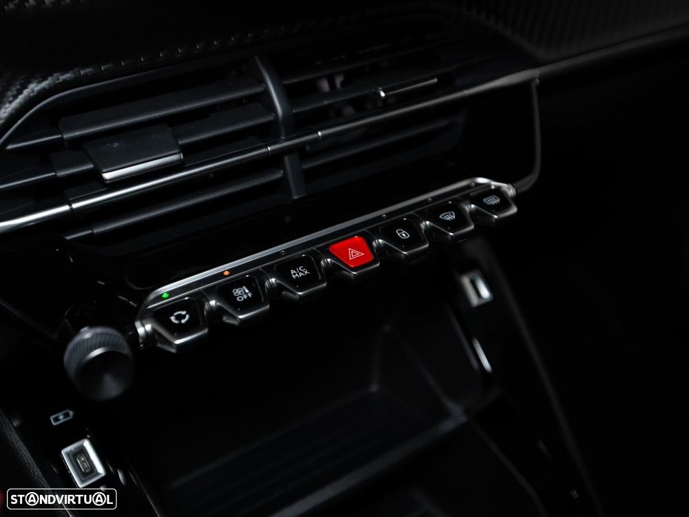 Peugeot 208 1.2 PureTech Active Pack — fotografia 17