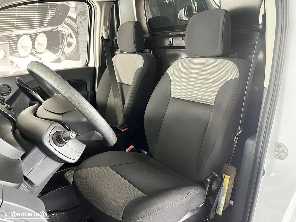 Renault Kangoo Maxi Z.E. 33 - 8