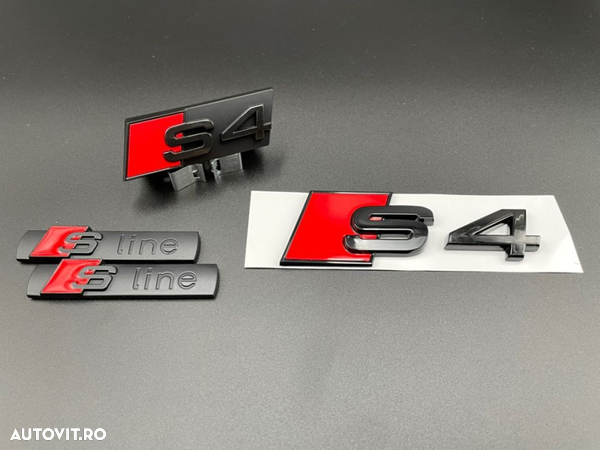 Set embleme Premium Audi S4 Negru / Roșu