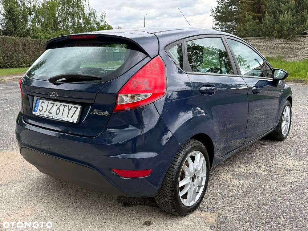 Ford Fiesta 1.25 Trend - 32