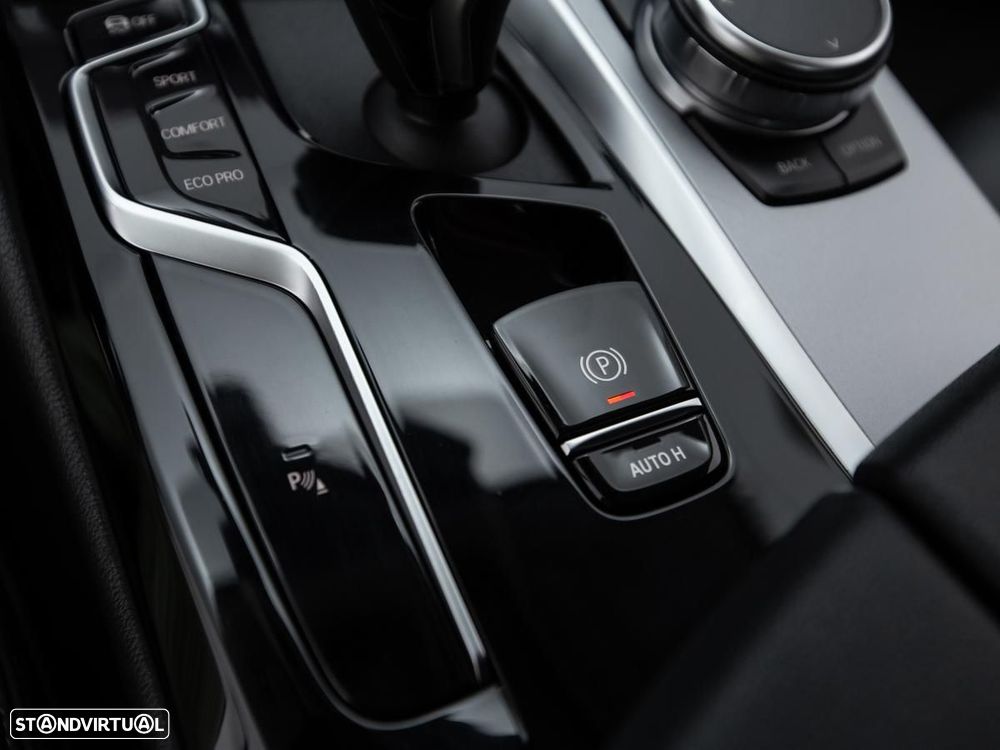 BMW 530 d Auto - 23