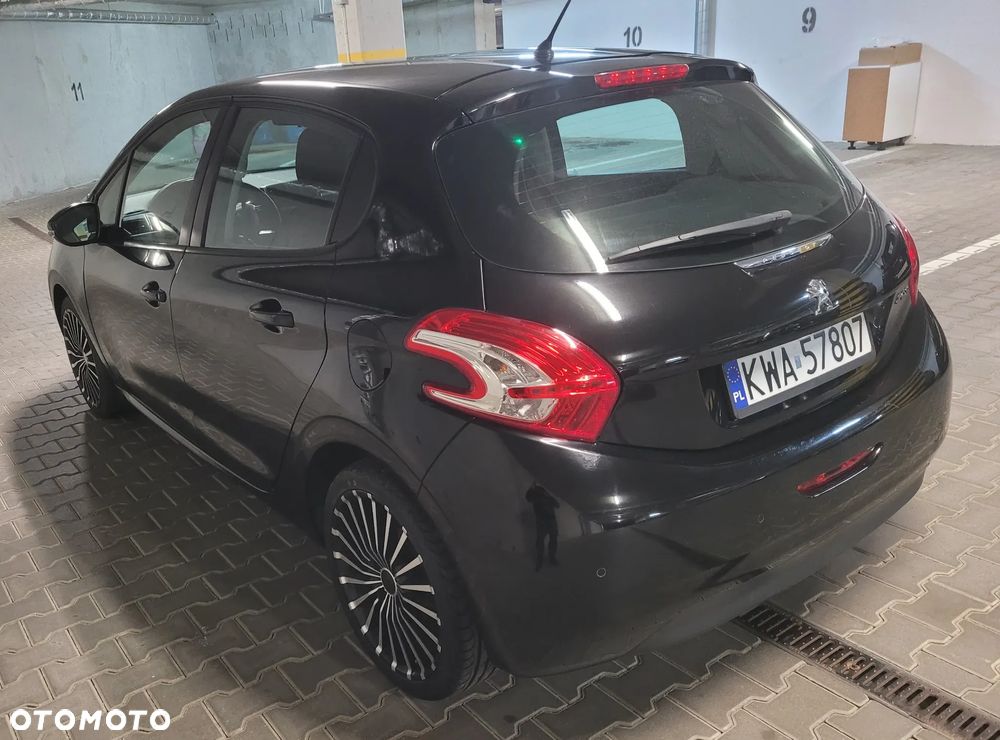 Peugeot 208 1.4 HDi Active - 11