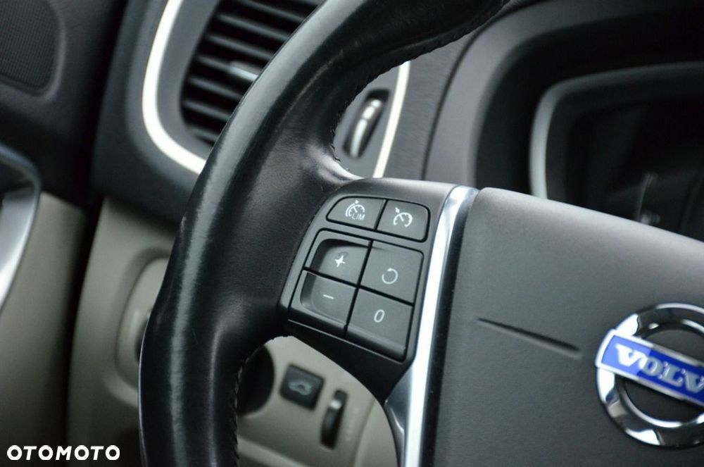 Volvo V40 - 32