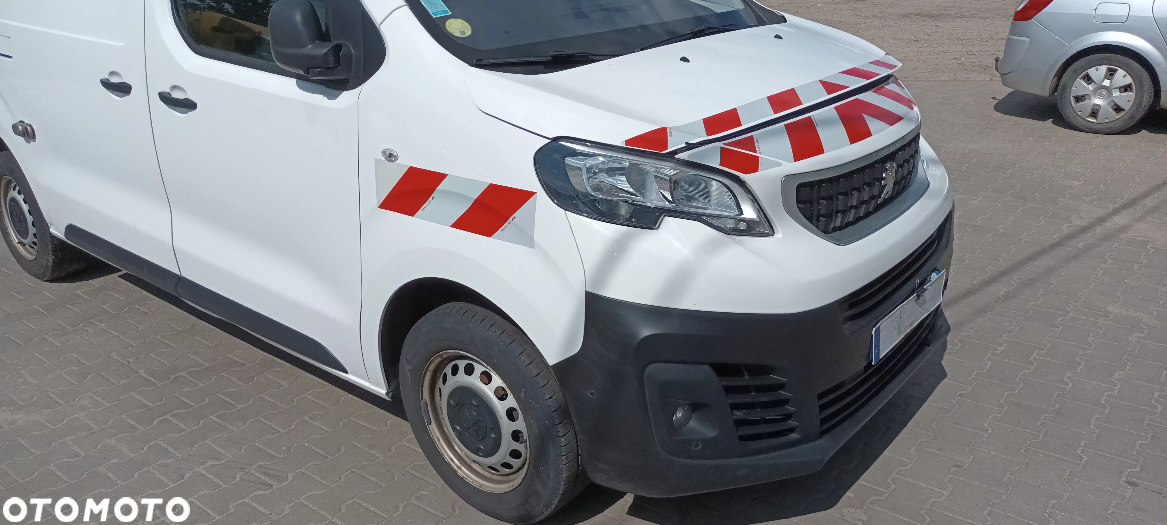 Peugeot EXPERT - 4