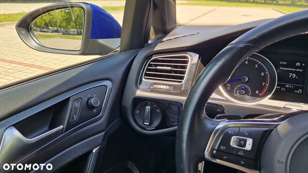 Volkswagen Golf - 15