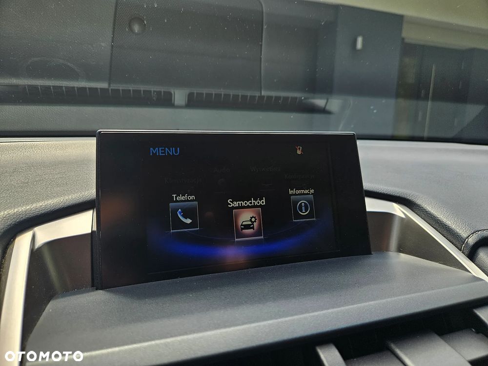 Lexus NX 300h Prestige AWD - 37