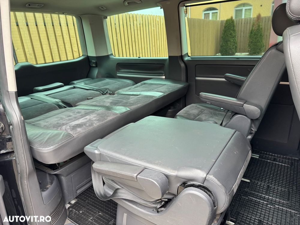 Volkswagen Multivan - 14