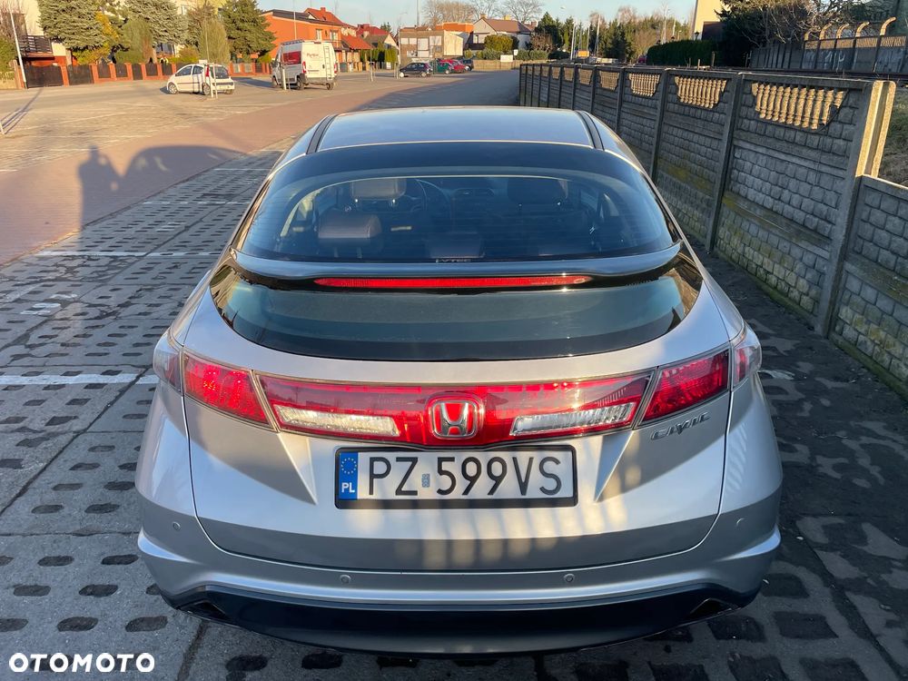 Honda Civic 1.8 Comfort - 4