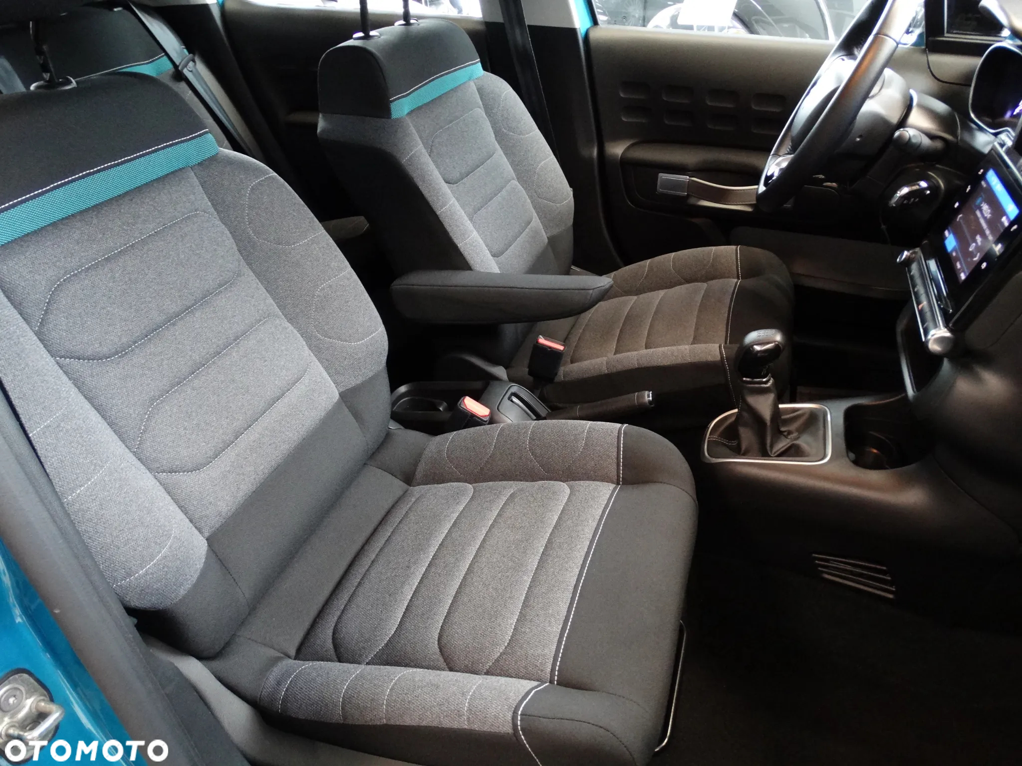 Citroën C3 1.2 PureTech Shine - 34