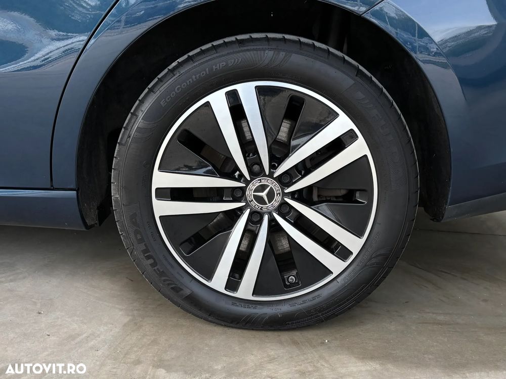 Mercedes-Benz CLA 250 - 11