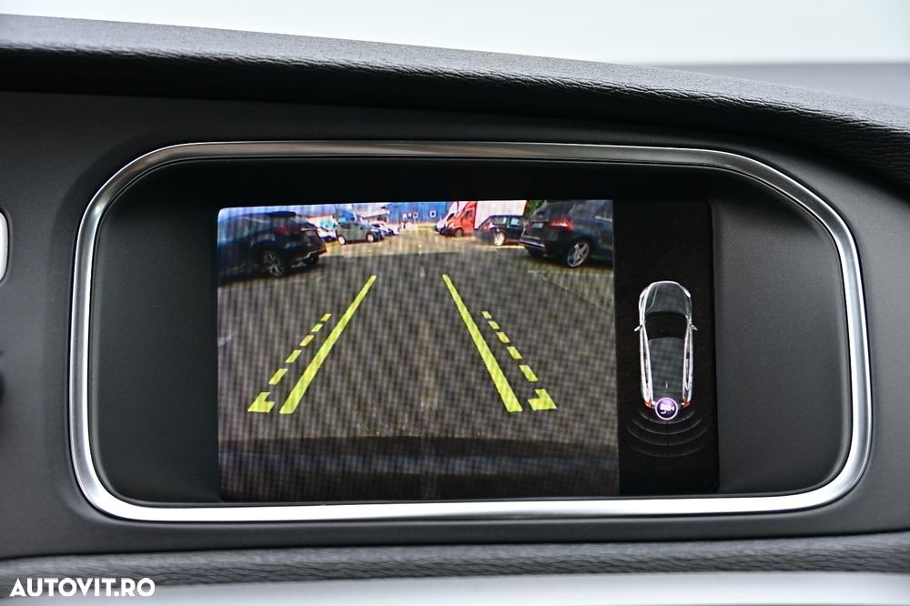 Volvo V40 - 22