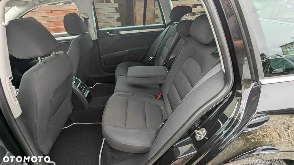 Skoda Superb 1.6 TDI Active Greenline - 17