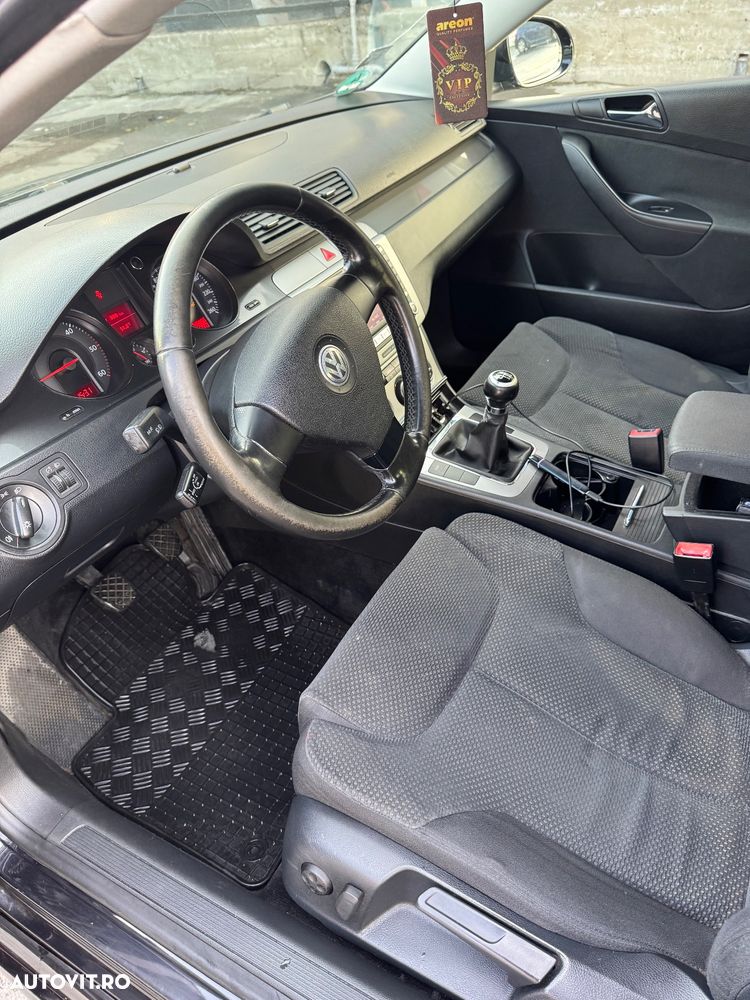 Volkswagen Passat 2.0TDI Comfortline DPF - 7
