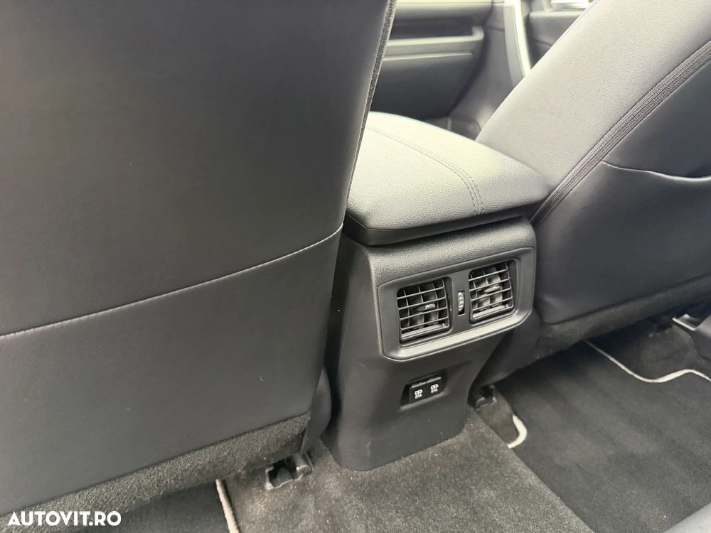 Toyota RAV4 2.5 VVT-iE 4x4 Luxury Plus - 16